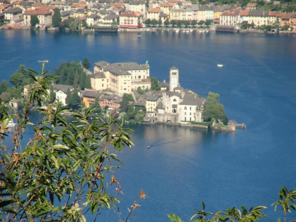 Emy Lake Orta Pella Exterior foto